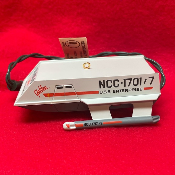 Star Trek Shuttlecraft Galileo Hallmark Ornament - Picture 2 of 11